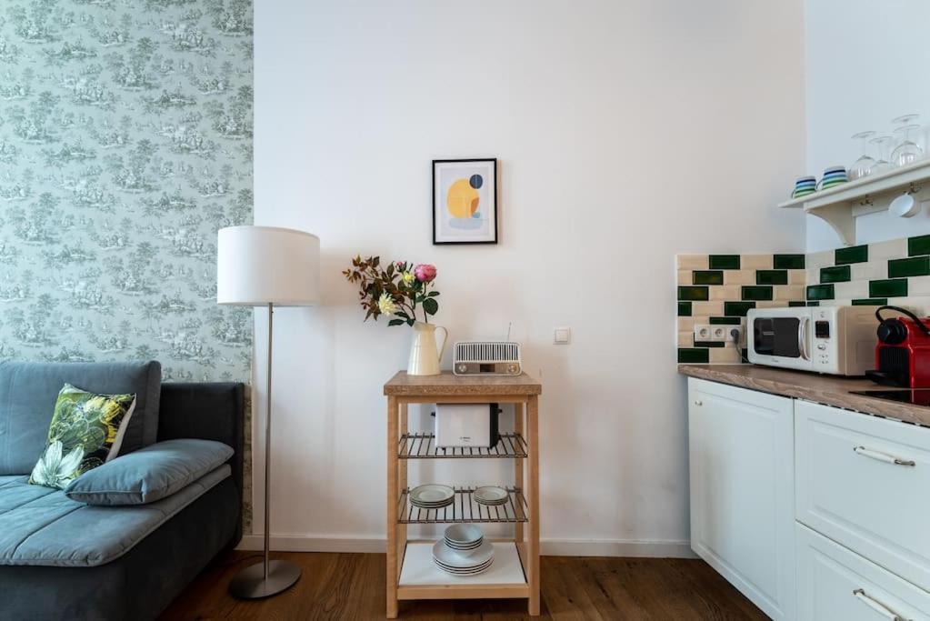 Sleek 1Br Flat Near Center By Hm Viena Exterior foto